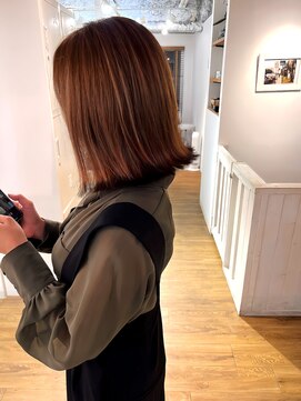 リノショアーズ ショウナン 辻堂店(RinoShores SHONAN) コントラスト外ハネシルバーグレージュチェリーブラウン