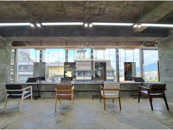 freera 京都 河原町 三条店 髪質改善/ブリーチカラー/縮毛矯正/men's【フリーラ】