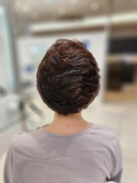 アクシス 三軒茶屋本店(AXIS) ふわっとショート/丸みボブ/リタッチ/白髪染め