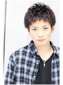 ソフトツーブロック刈り上げショートバング