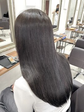 ウクラ バイ レシッド 池袋(uchla by rcid) 艶髪☆髪質改善オリーブグレージュカラー小顔ワンレンストレート