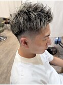 フェード カット メッシュ ブリーチ カラー ショート 20代メンズ