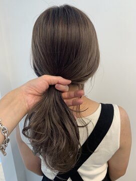 シキ 渋谷(siki) ハイトーン/ブリーチ/レイヤーカット/シアーカラー/渋谷/原宿