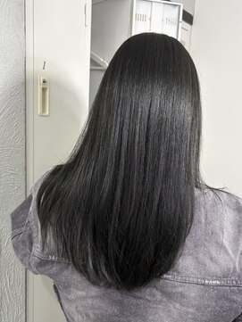 リュンヌ(Lune) アッシュグレー×レイヤーカット/暗髪/美髪/透明感カラー/YU271