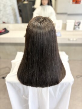 ルーツ ヘアデザイン(Roots hair design) うる艶オリーブベージュ