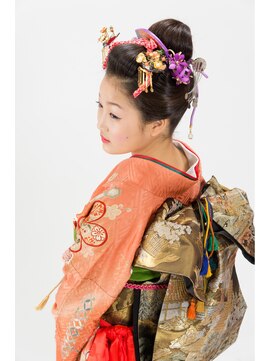 美容室 フリゼ(frise) アップ+着付け