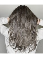 エトランジェ(Etrange)&nbsp;大人かわいい☆透明感グレージュグラデーション無造作ヘア