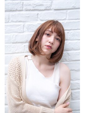 エイミー(Aimee) Aimee ナチュラルボブ×シアベージュ