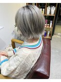 カーキグレージュ