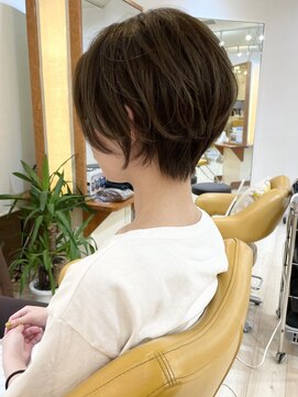 モリオ フロム ロンドン 成増店 【morio成増／米村】大人可愛いレイヤーショート／イメチェン