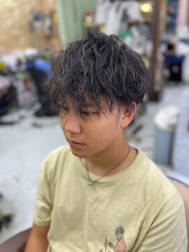 カットハウス パセリ 長めツイストスパイラルパーマ　　<理容室>/メンズ/バーバー/