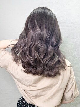 キューミー(Qmee) 20代30代でも◎韓国風くびれヘア☆ブルーラベージュ☆