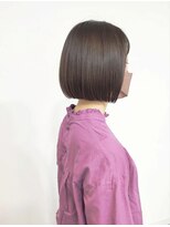 コヨミ(koyomi)&nbsp;透明感!!ぱつっとボブスタイル20代/30代/40代