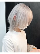 ギークス(GEEKS) 【GEEKS渋谷】ウルフカット/ホワイトカラー/ハイトーン/髪質改善