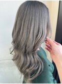 【大人可愛い20代30代40代】シルバーブロンド