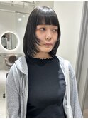 黒髪ボブウルフ レイヤーカット 顔まわりカット 縮毛矯正