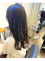 ハンズエミュ(hands emu) 暗髪カラー×オリーブ