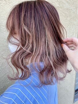 モリグリーン(MORI GREEN) ◆くびれボブ/ピンクベージュデザインカラー