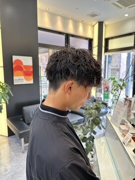 シュールドゥー(SUR DEUX) スパイラルパーマ