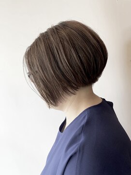 ボットー(Botto.) 前下がりショート