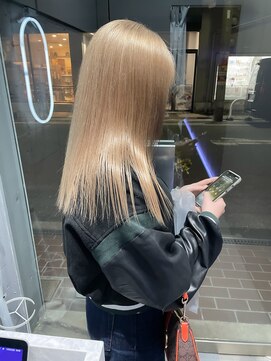 ザメゾン(THEMAISON) 【GUEST】ケアブリーチで艶々ハイトーンベージュ!