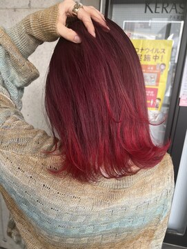ガルボ ヘアー(garbo hair) #高知 #美容室 #カシス #レッド #外ハネ #アレンジ #10代 #20代