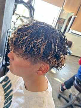 アヴァンティ(avanti) 酸性トリートメントパーマ！