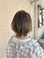 プア(PUA) 大人気!外ハネのレイヤースタイル!