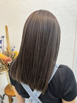 ロア インターナショナル 新宿店(LoA International) 【LoA】極細ナチュラルな筋感バレイヤージュグレージュ