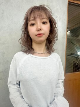 リアン(Lien) ゆるふわミディアム/サンドベージュ