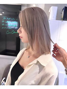ファイブバイジエクト 堀江(FIVE by The Ect) ミルクティーグレージュ×似合わせカット×切りっぱなしボブ☆1