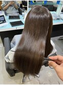 《Agu hair 出雲式》艶感、質感◎ダークブラウン