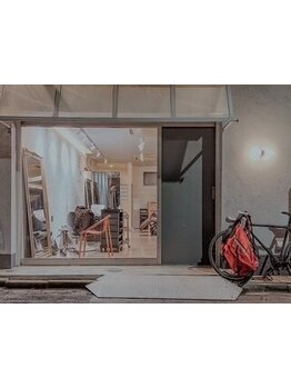 裏路地にある隠れ家サロン＊経験豊富な実力派スタイリストが髪のお悩みを解決し、理想を叶えます♪[神保町]