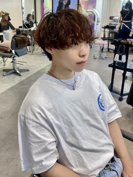 ユーフォリア 渋谷グランデ(Euphoria SHIBUYA GRANDE) 波巻きパーマ ラウンドマッシュ 女子ウケパーマ MOMO