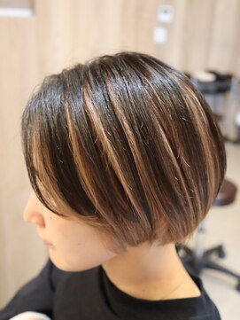 タルテ(talute) コンパクトボブ