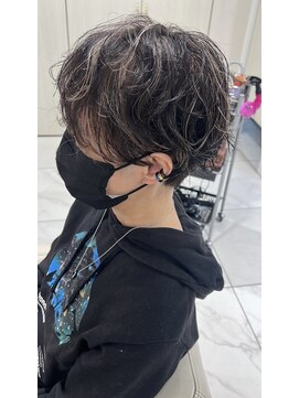 アッシュ 二俣川南口店(Ash) コントラストハイライト　ショートパーマ