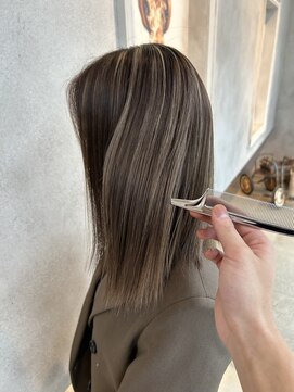 ディプティック ヘアー チェンジ ミュージアム(diptych Hair Change Museum) 20代 コントラストハイライトカラー