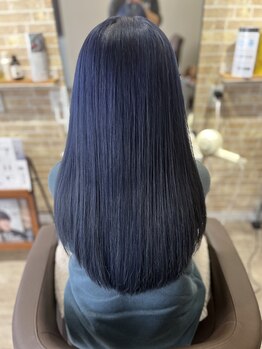 アネーロ ヘア デザイン(anhelo hair design)の写真/赤みを抑えた寒色系で叶える透明感カラー◎派手すぎず上品な色味で、あなただけの似合わせカラーを提案♪
