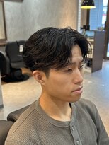ザ クラン バイ ヘッドライト 仙台長町店(THE CLAN by HEADLIGHT) 【大人っぽく爽やか】センターパート×リバースパーマ