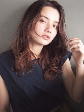 コス(kos) 『nanuk＊UEKI』外国人風レイヤースタイル＊セミウェット