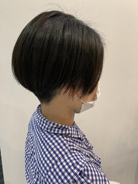 エスカーラ 表参道(THE ESCALA) オリーブブラック&髪質改善トリートメント【タビラマユミ】