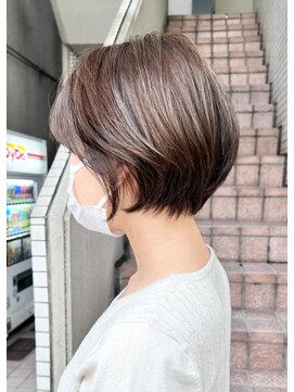 ネオリーブアイム 横浜西口店(Neolive aim) 丸みショートボブ襟足美人大人可愛いシルエット グレージュ