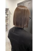 10代20代30代切りっぱなしボブ×透明感グレージュ