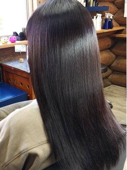 リンクスハート 橿原店(Link's Heart)の写真/酸性ストレートでかける、話題の髪質改善ストレート!髪質に合わせて薬剤を調合し、理想の仕上がりに♪