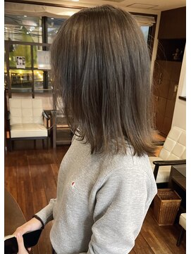 ダアッカ(da acca) 透けグレージュ