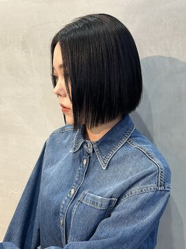 ウィム(wim) タッセルカット/ストレートボブ