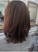ミディアムレイヤー/レイヤー/外ハネミディアム/30代40代50代