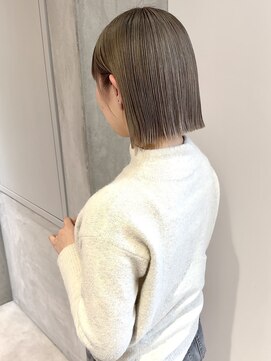 ヨーク(YOKE) 【YOKE】ミルクティーベージュ金髪ボブホワイトブロンドボブ