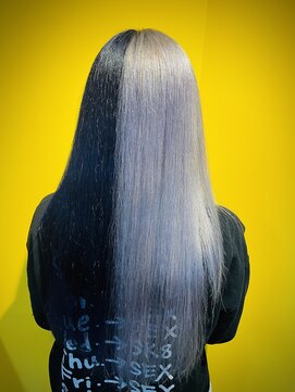 ドライヴ(Drei.B.) ホワイトシルバーandネイビーブルー