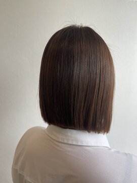 クペシック(Coupe et Chic) 切りっぱなしボブ